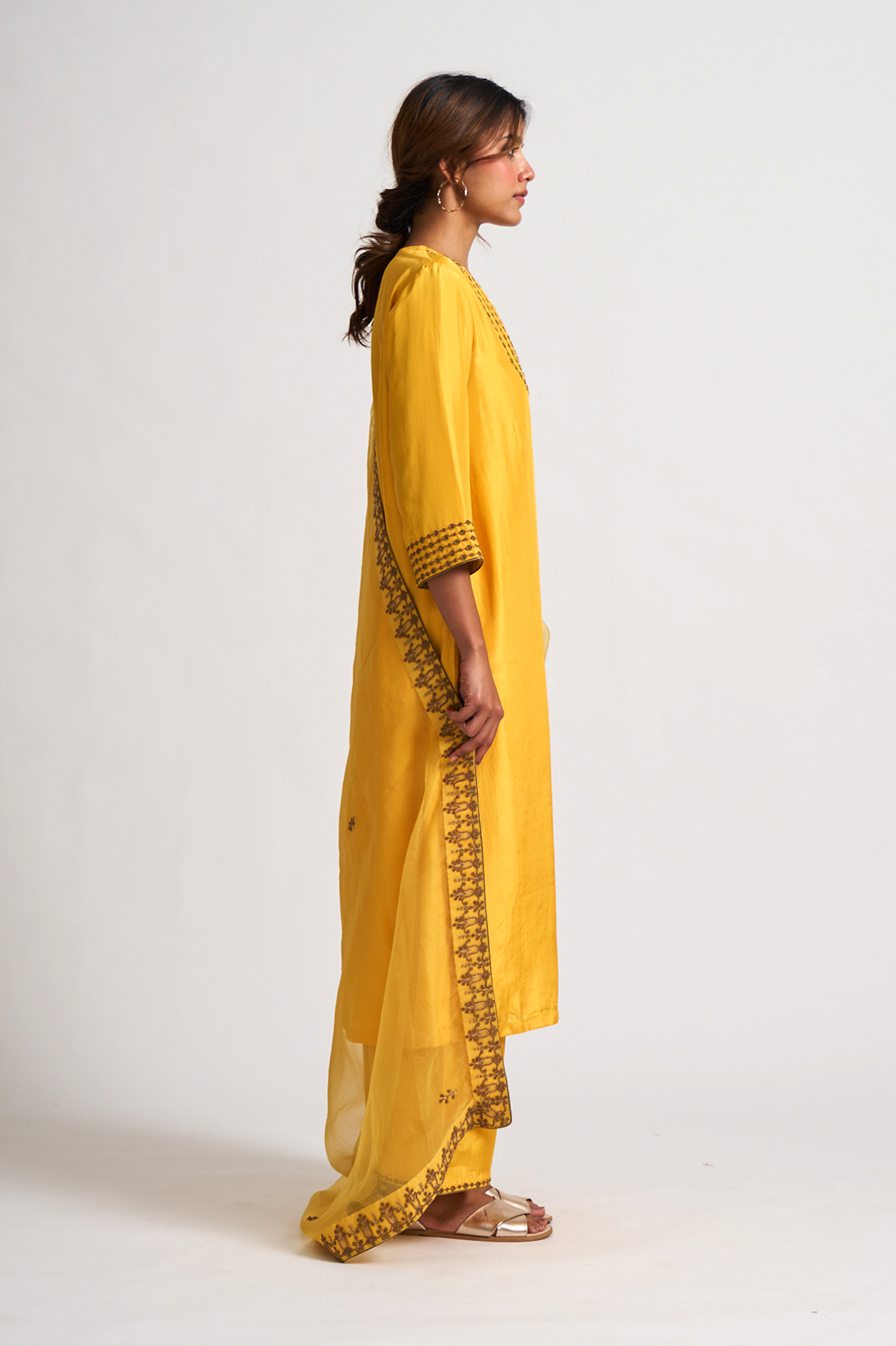 Adira Kurta Set (Bumblebee)