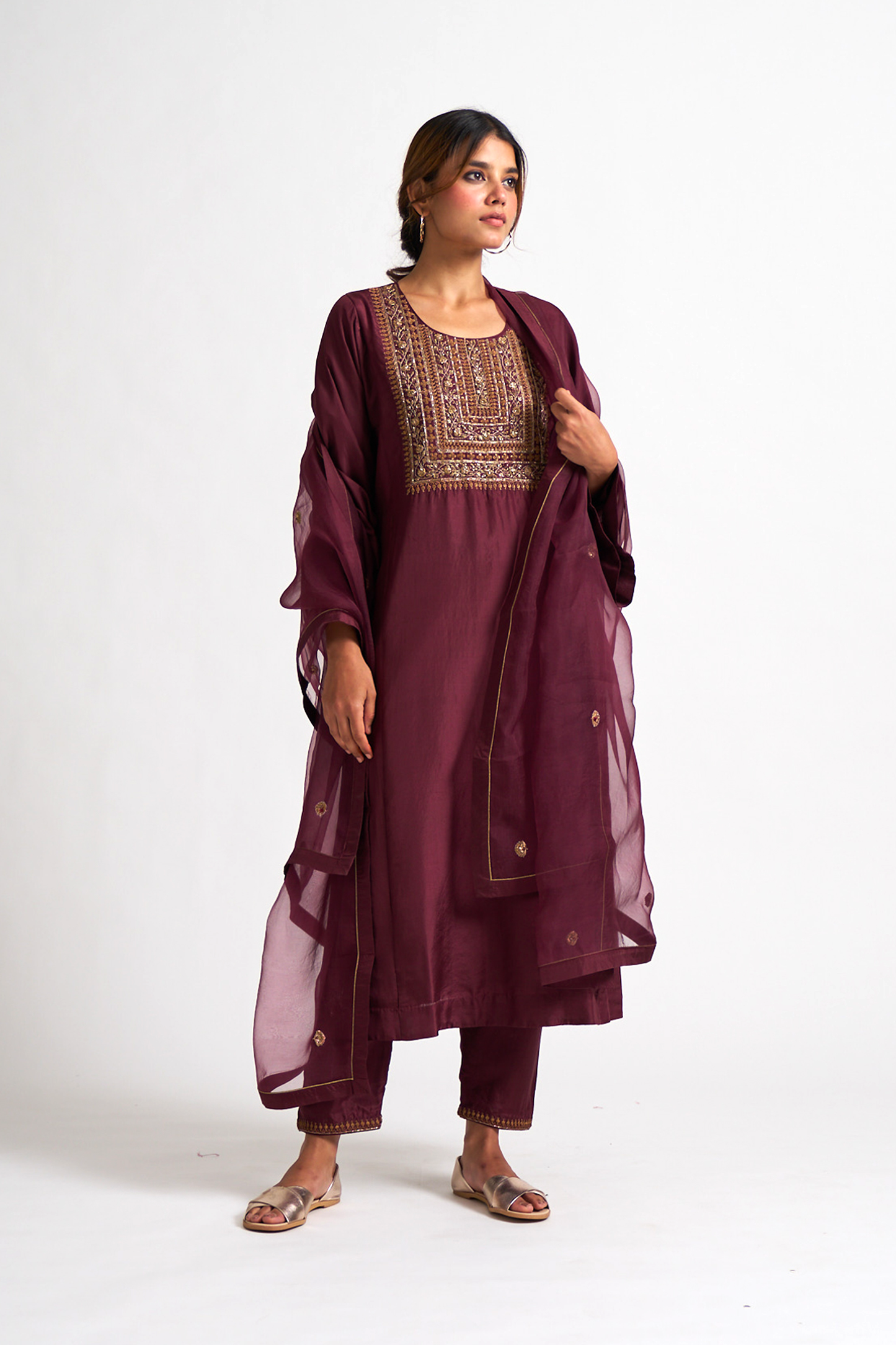 Qainaat kurta set