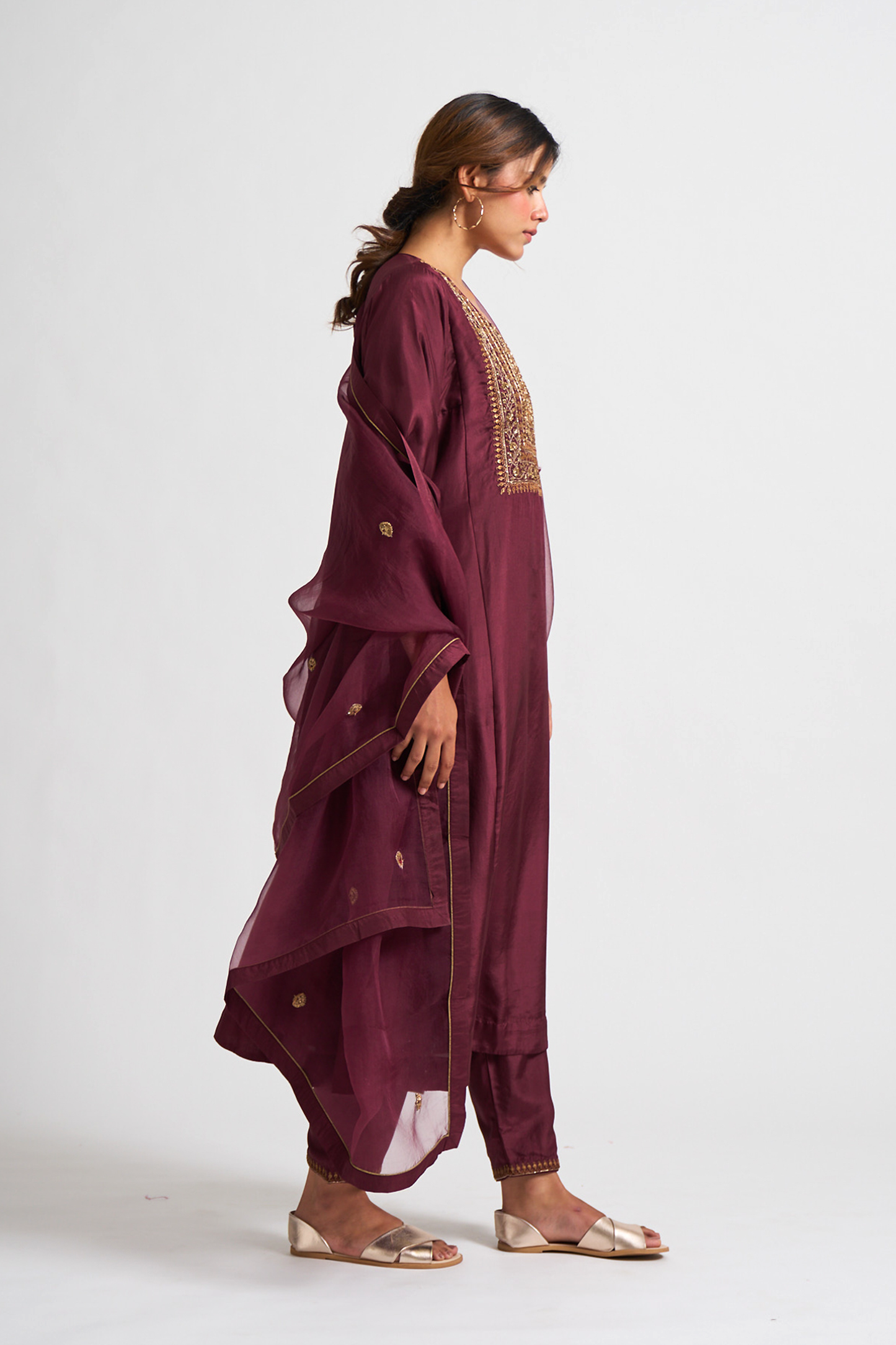 Qainaat kurta set