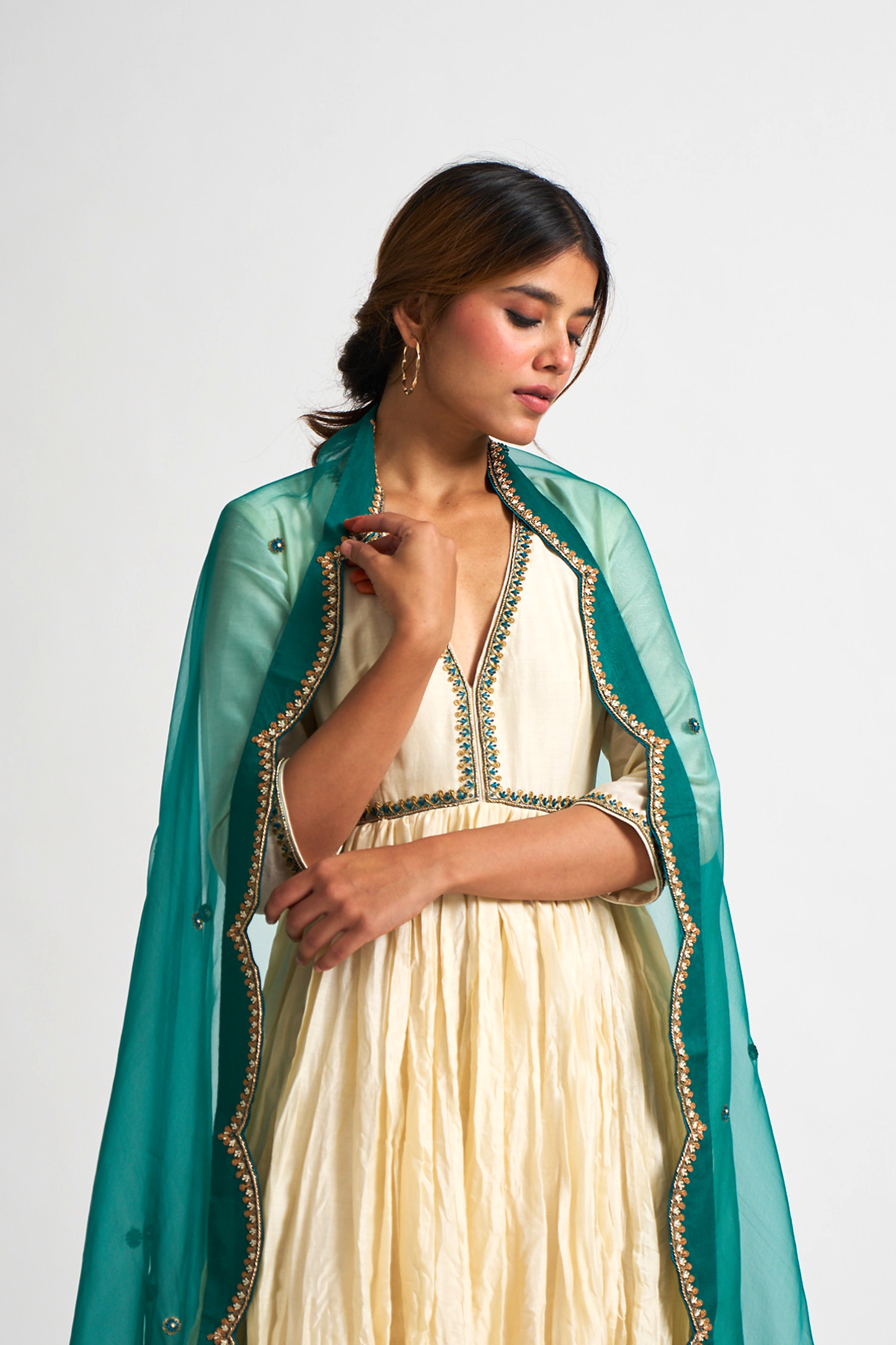 Mahira green Dupatta