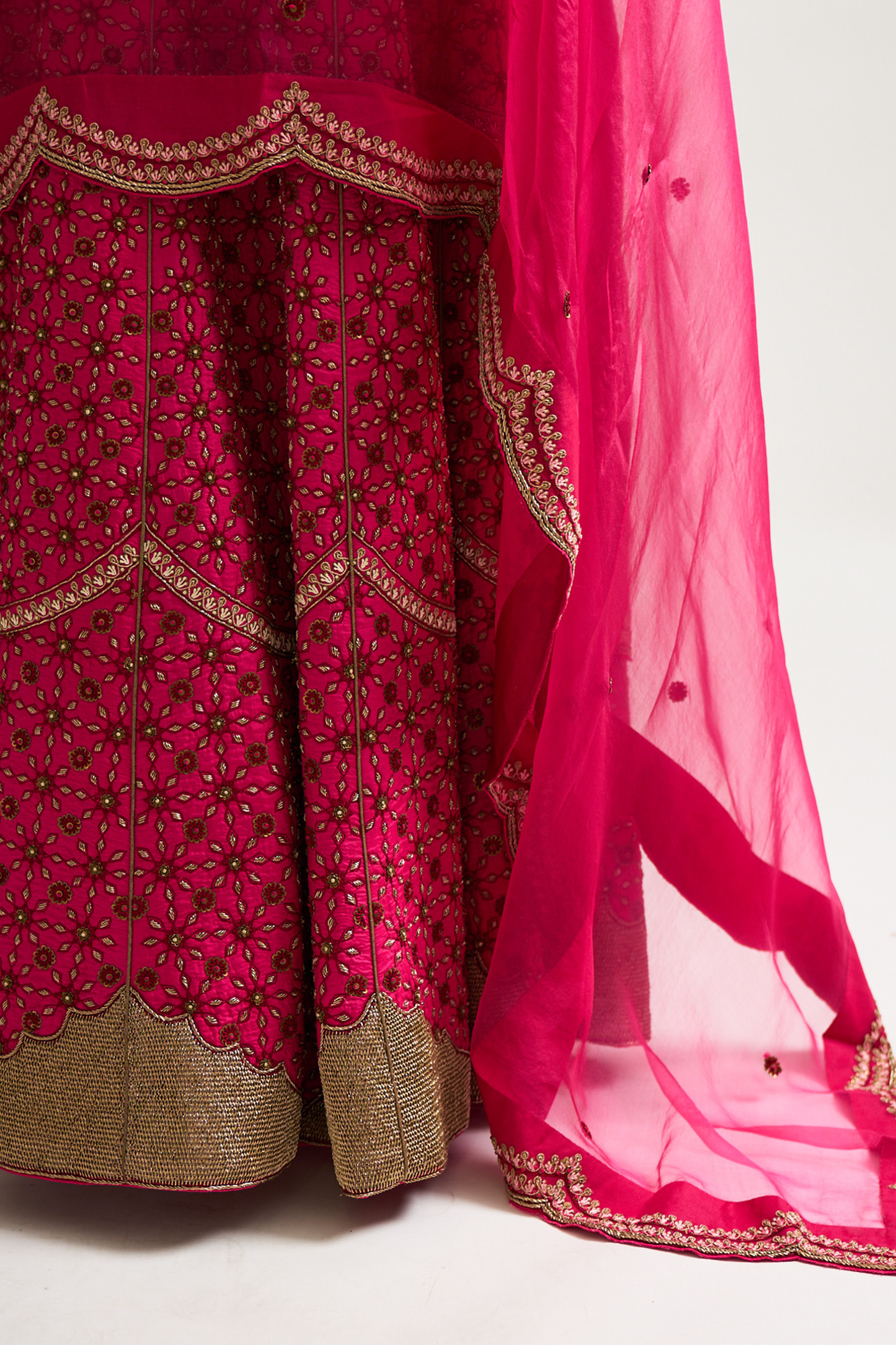 Sifat Lehenga set