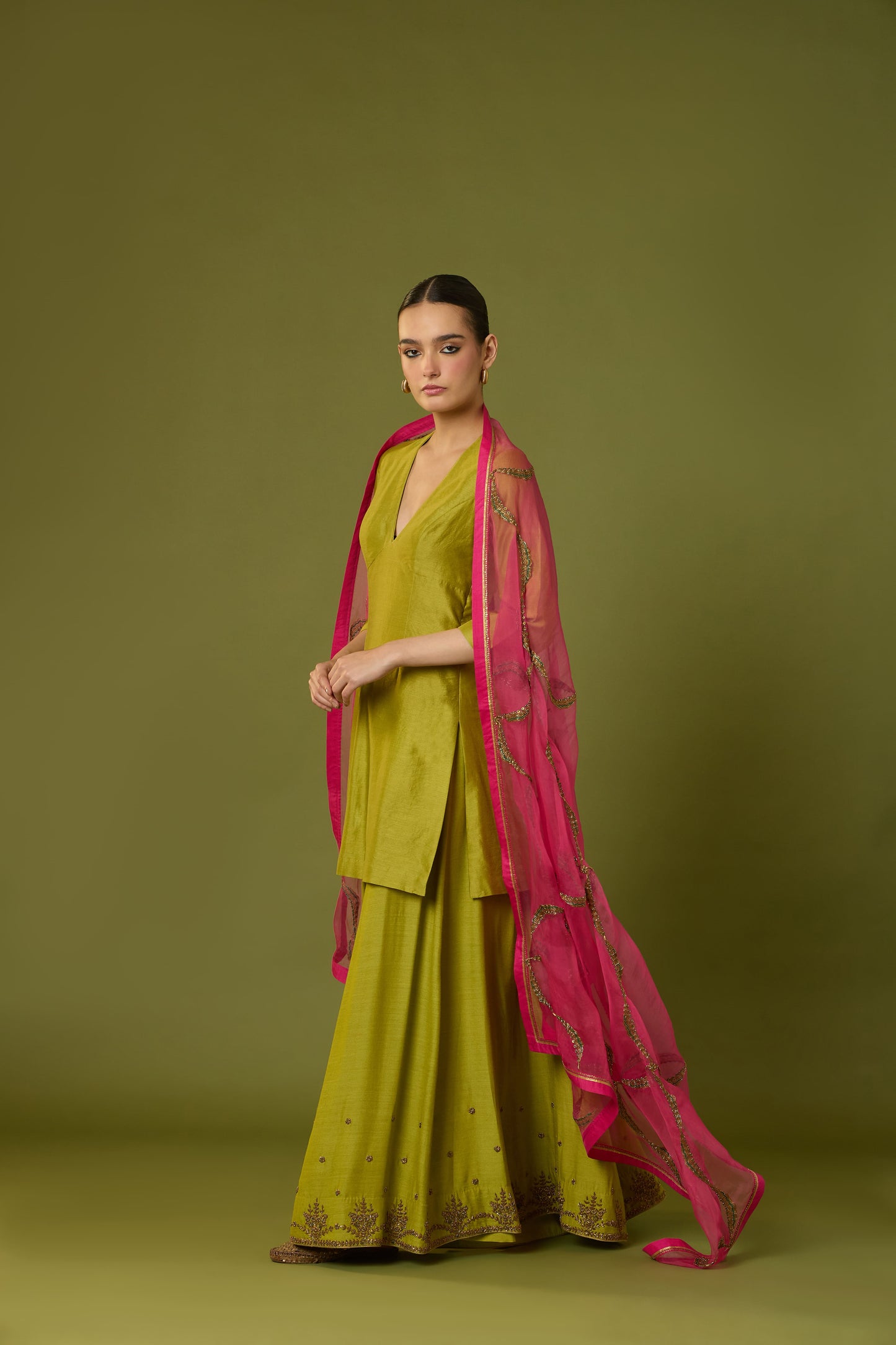 Shabnam Bahâr Kurta-Sharara & Zamrud Rose Dupatta