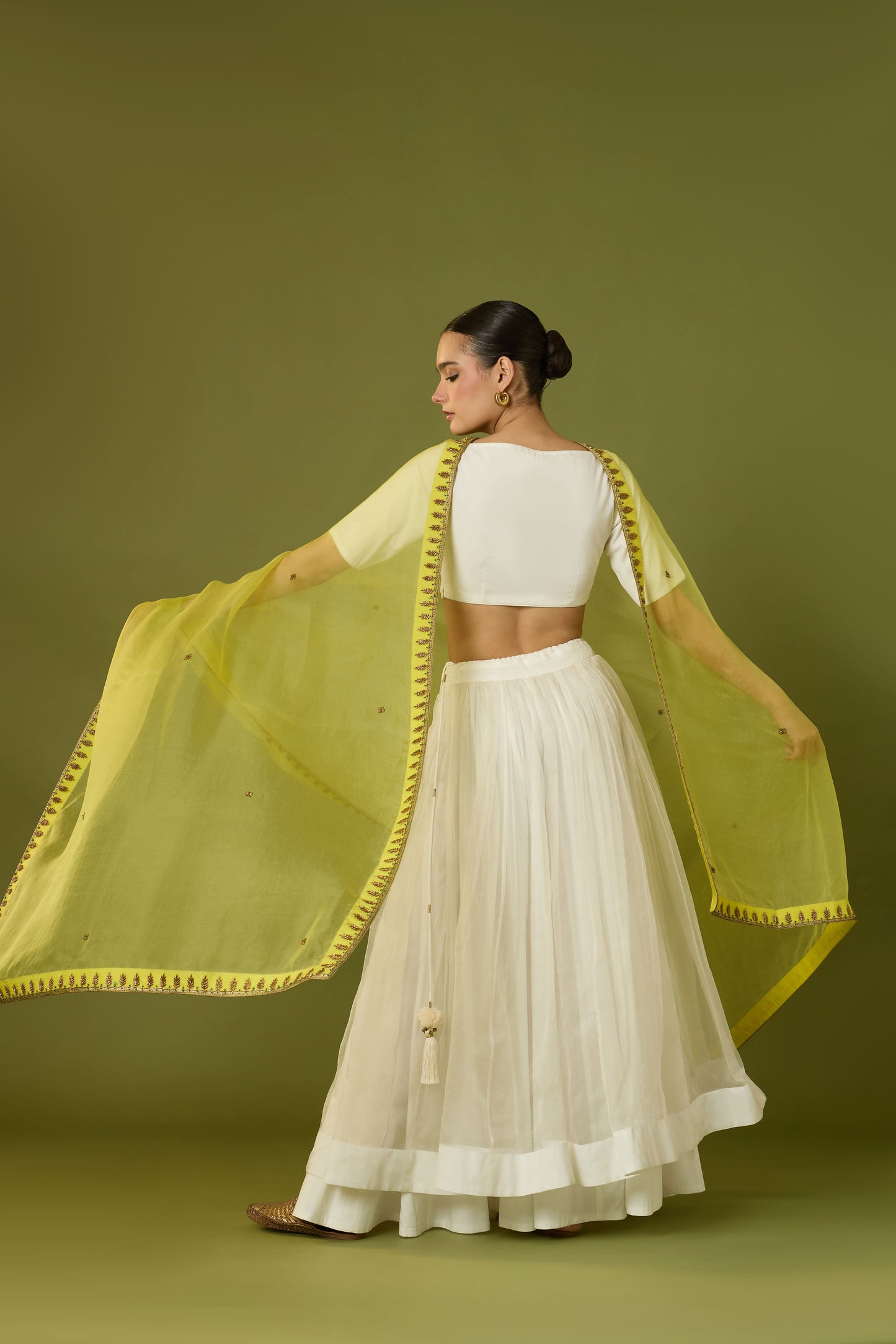 Noor Bahâr Ivory Double Layered Lehenga & Kiara Dupatta