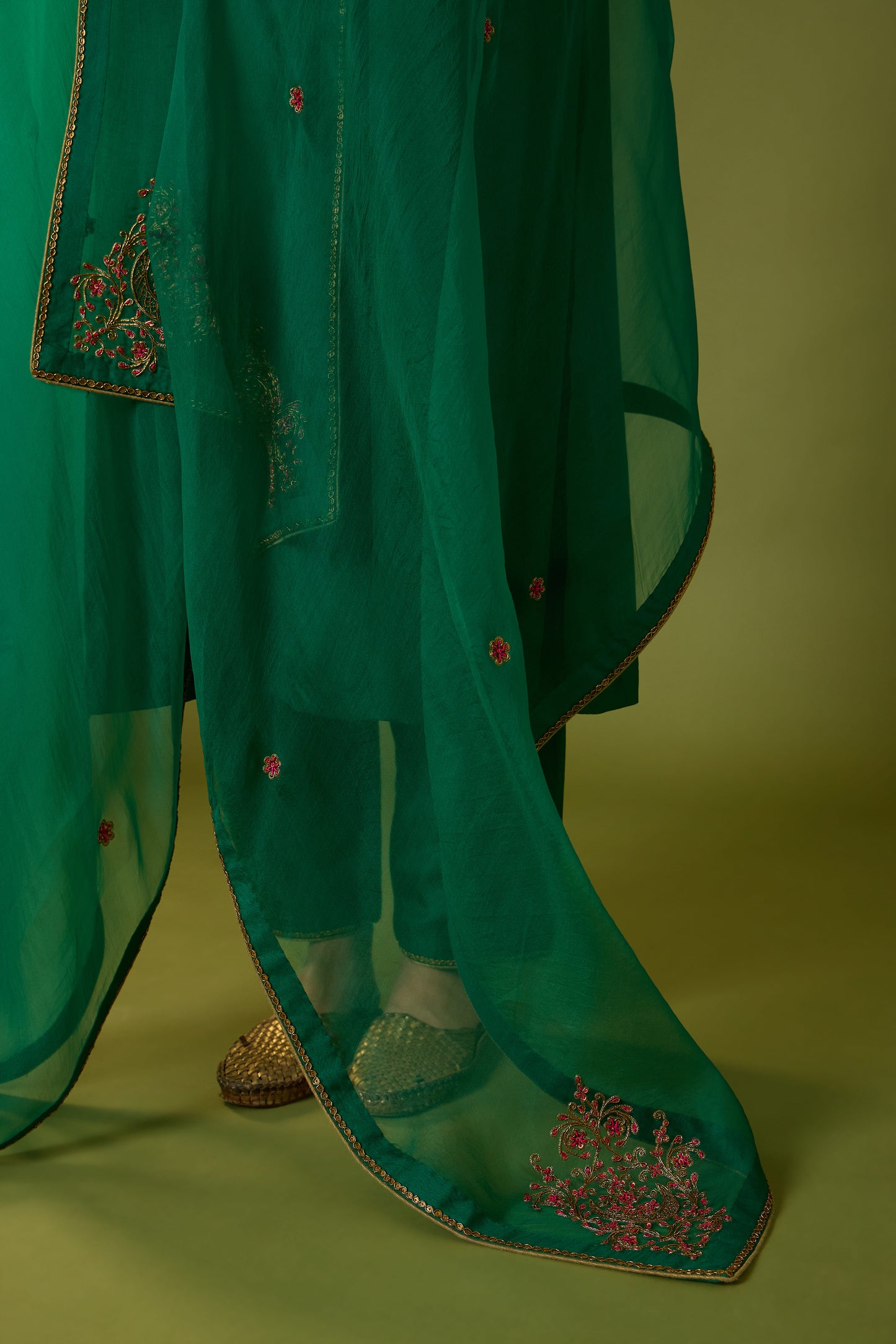 Heer Kurta Pant with Indira Dupatta (Emerald Green)