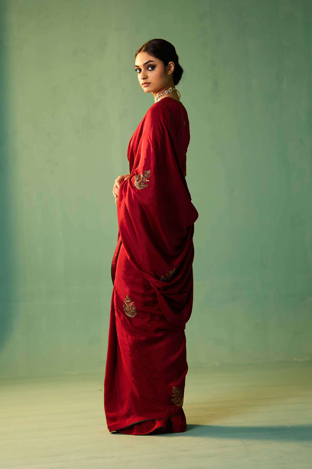 DEVIKA SAREE - MAROON RED